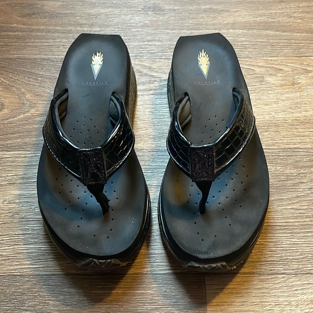 Volatile wedge sandals